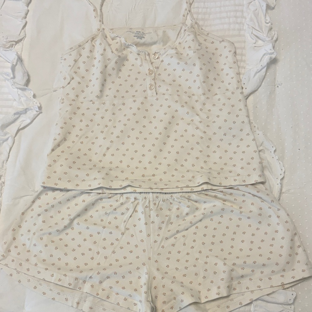 Brandy Melville Pajama Set Pink Floral/Cream